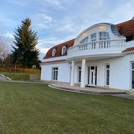 Diamond House בית אירוח *