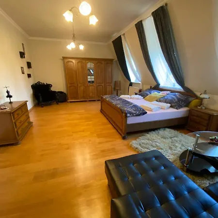 Diamond House Homestay szállás Kouřim